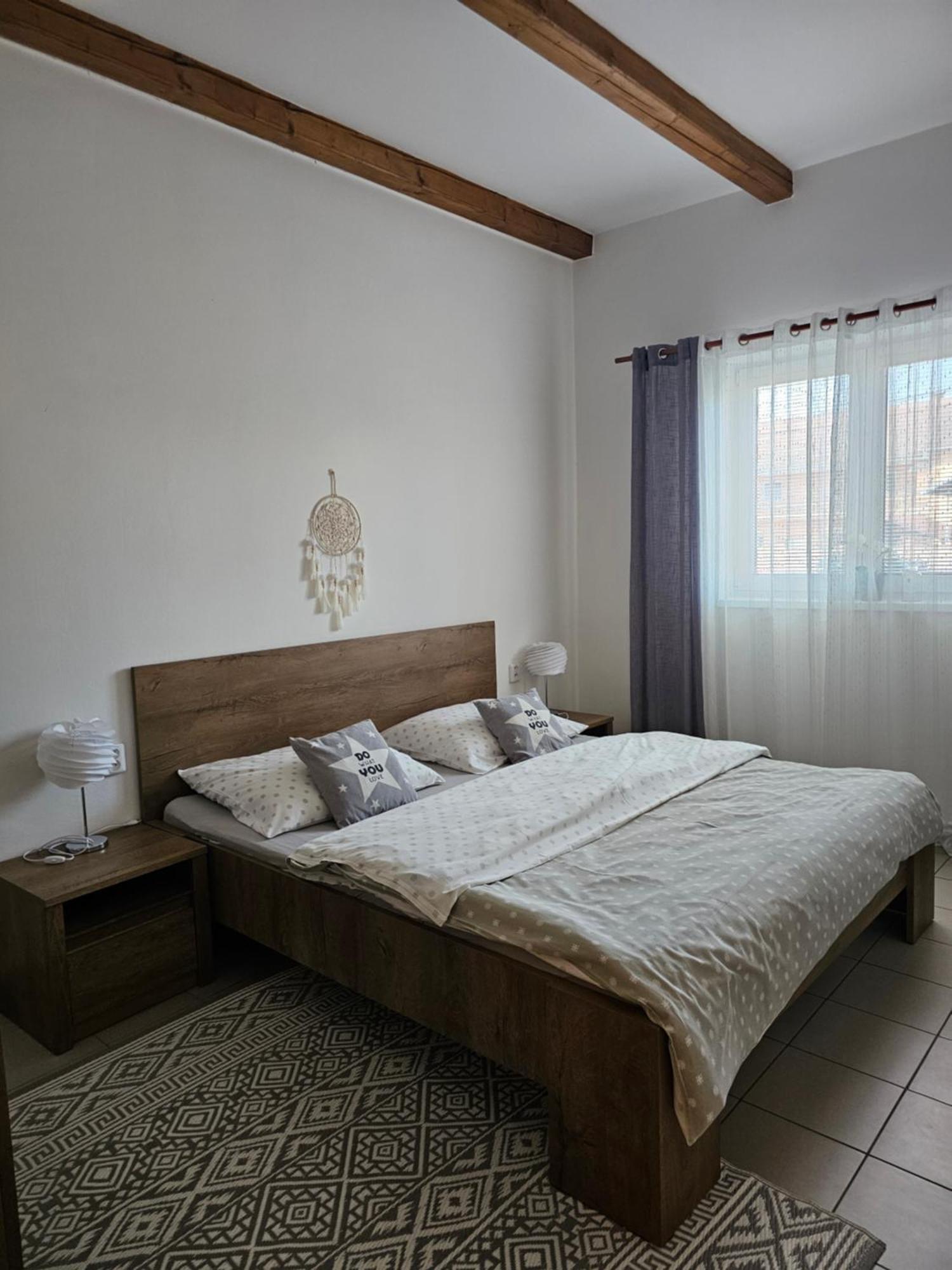 Apartman U Sudu Kobylí Exterior foto