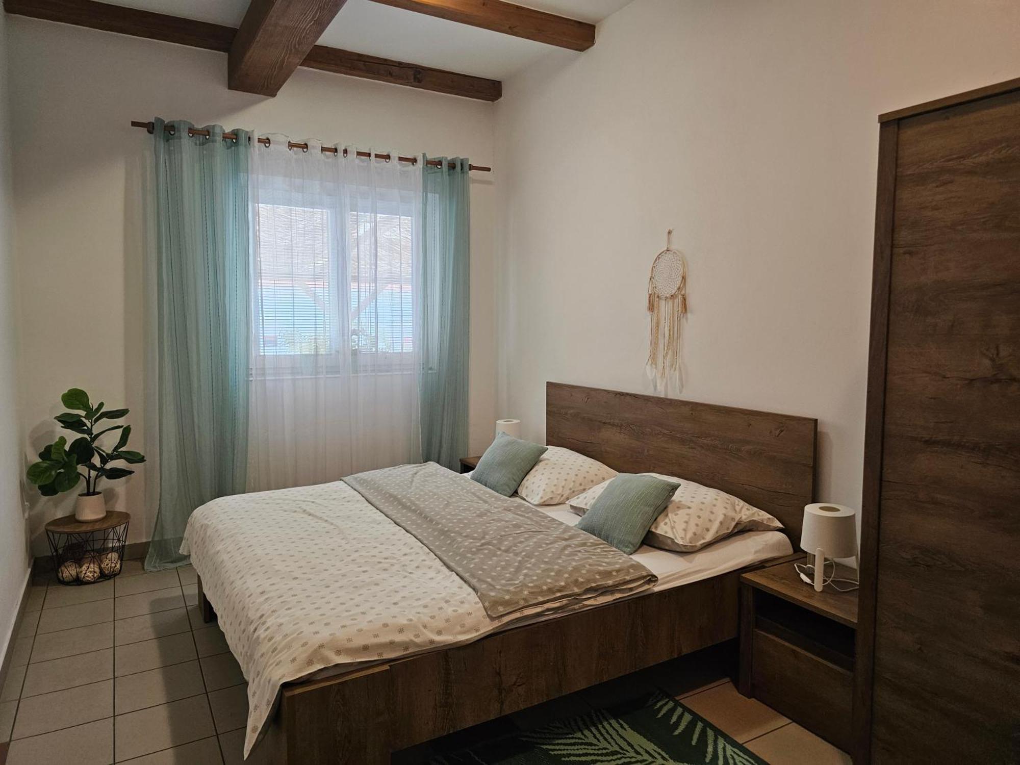 Apartman U Sudu Kobylí Exterior foto